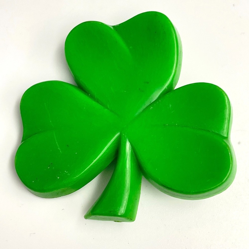 Vintage 80s Green Shamrock Brooch Pin Lucky Clover St. Patrick's Day Jewelry Y2K